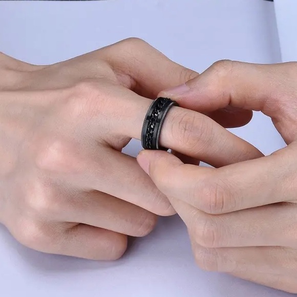 NWT Men's Stainless Steel Chain Spinner Ring - Picture 4 of 9